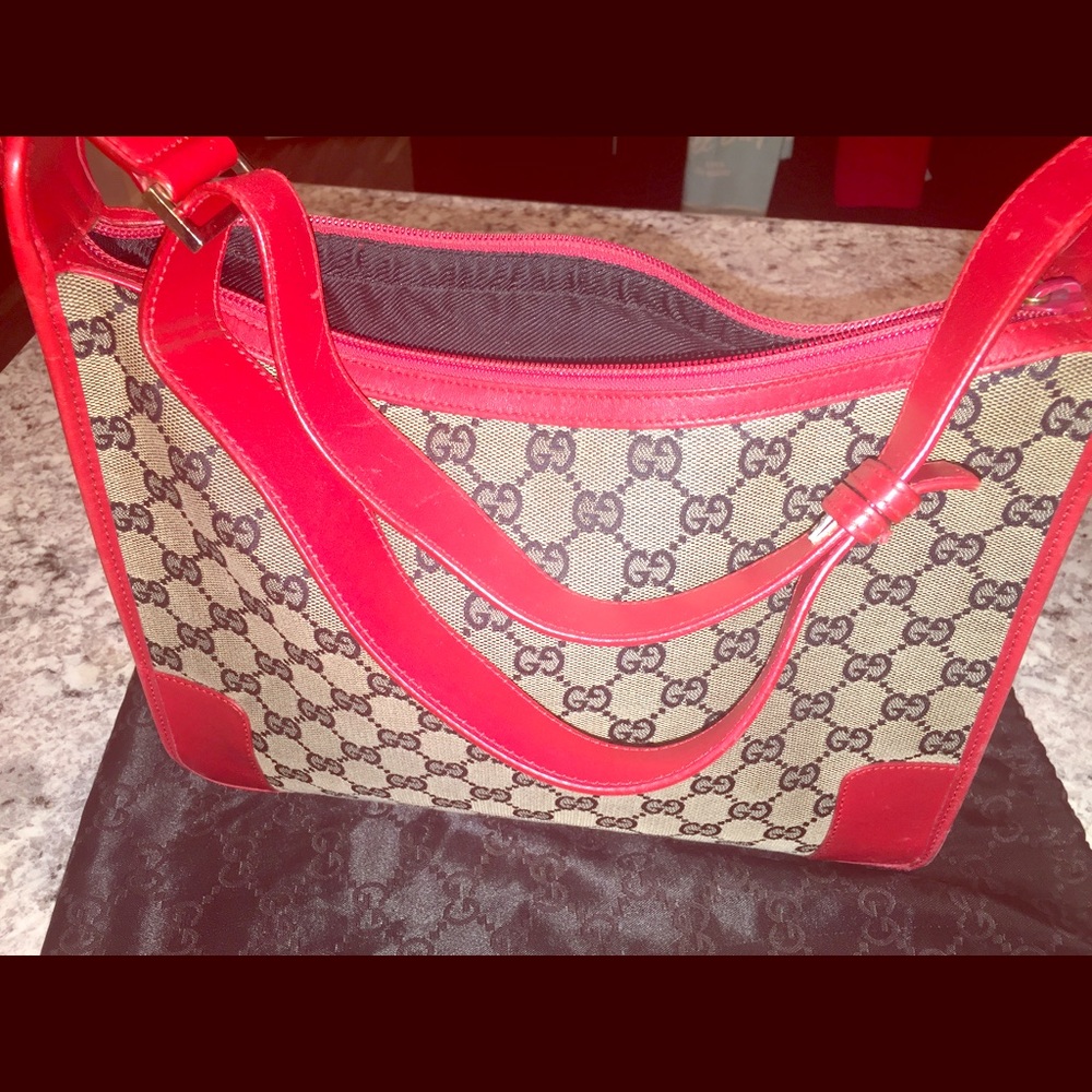 Vintage Gucci Logo Shoulder Bag